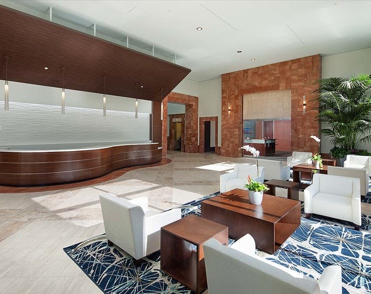 222 W 6th St, San Pedro, CA for lease - Lobby - Image 3 of 9