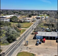 407 Ogden St, Wharton, TX for lease Building Photo- Image 2 of 10