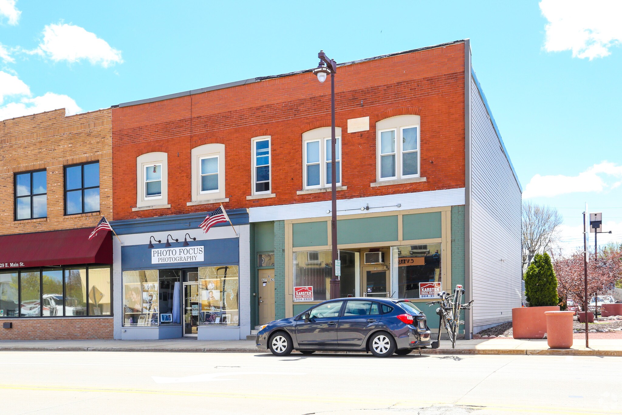 425-427 E Main St, Waupun, WI for sale Primary Photo- Image 1 of 1