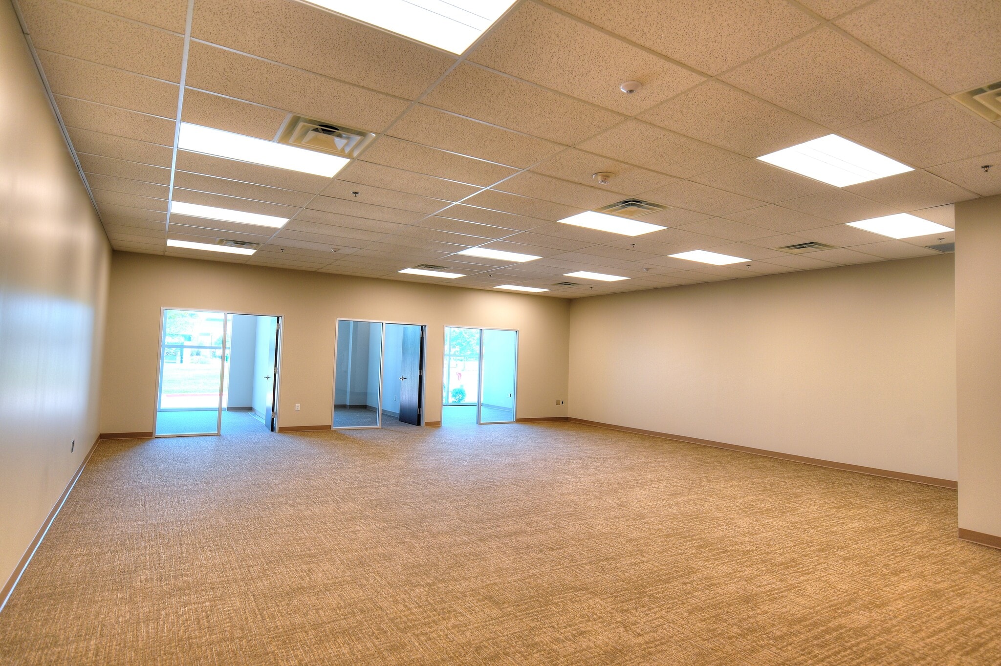 1050 Central Expy S, Allen, TX for lease Interior Photo- Image 1 of 5