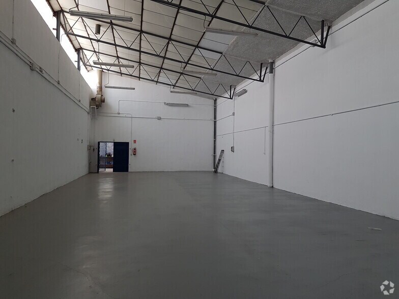Industrial in Torrejón de Ardoz, Madrid for sale - Primary Photo - Image 1 of 45