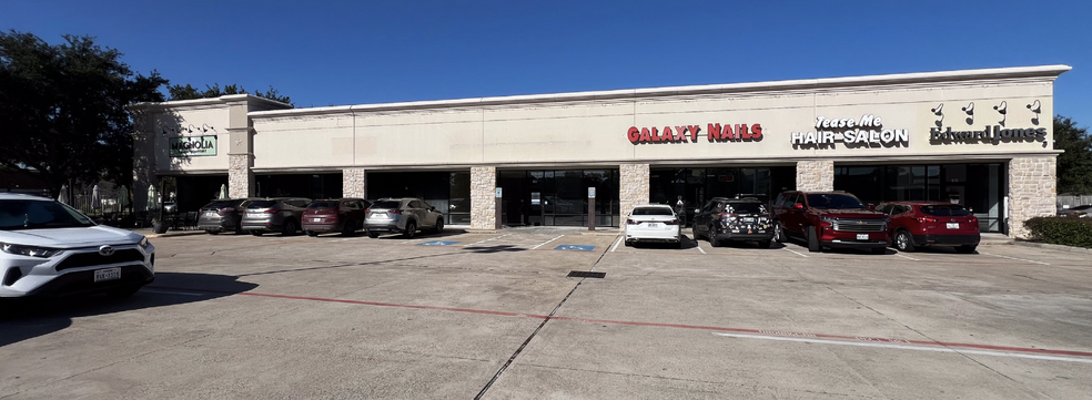 1807 E Broadway, Pearland, TX for lease - Building Photo - Image 1 of 6