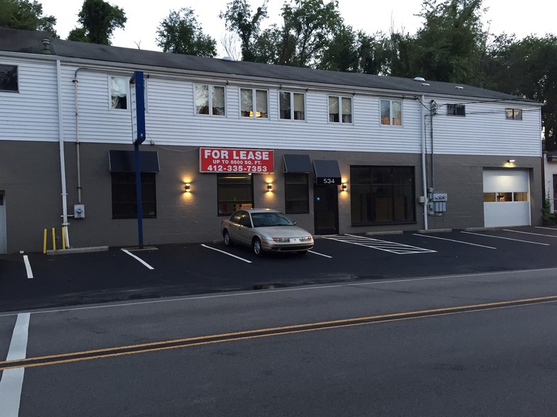 534-536 Valley Brook Rd, Venetia, PA for lease - Building Photo - Image 3 of 5