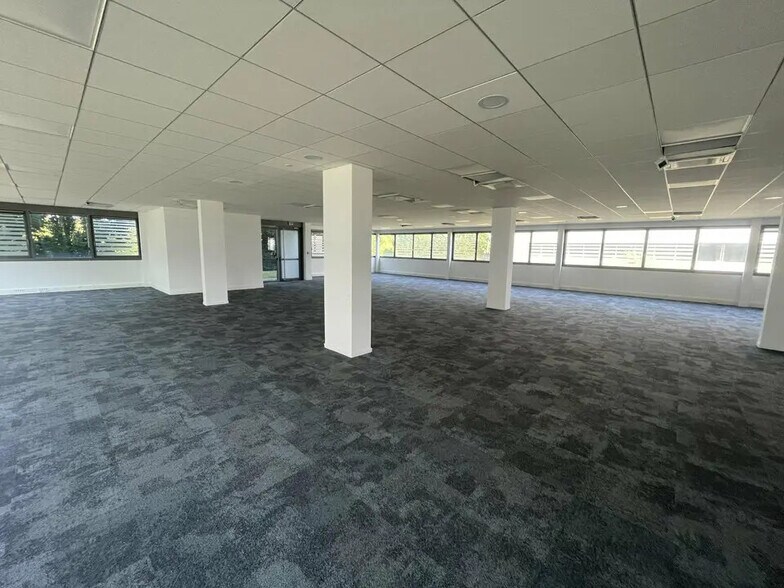 Office in Dardilly for sale - Interior Photo - Image 2 of 11