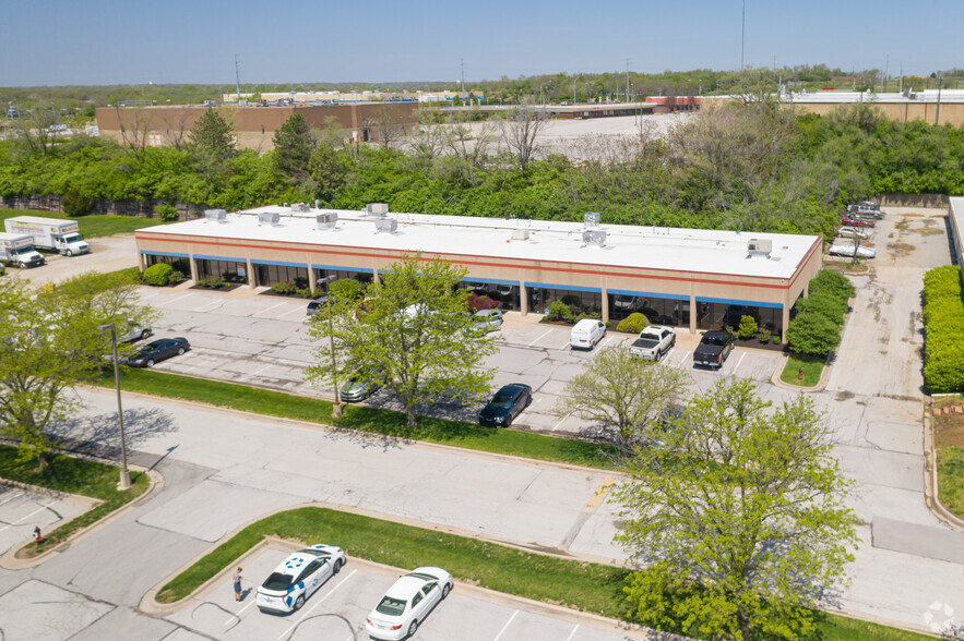 9570-9588 Marion Rdg, Kansas City, MO for lease - Aerial - Image 3 of 6