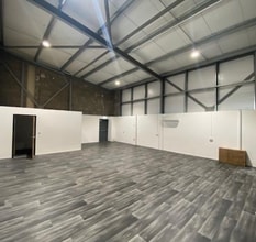 81 Glendoune St, Girvan for lease Interior Photo- Image 1 of 4