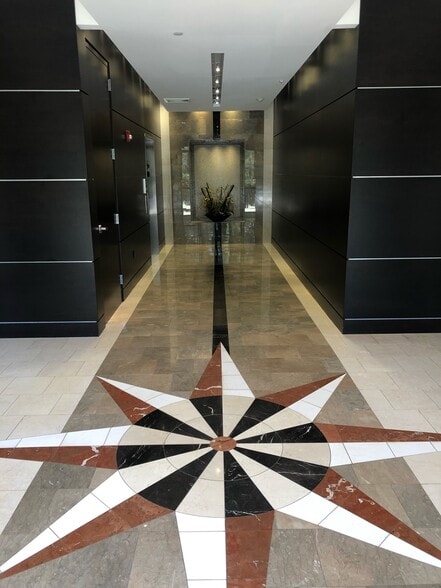 5640 Dillard Dr, Cary, NC for lease - Lobby - Image 3 of 4