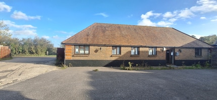 Greyfriars Ln, Storrington for lease Building Photo- Image 1 of 4