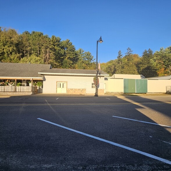 420 Main St, Plum City, WI for sale - Primary Photo - Image 1 of 22