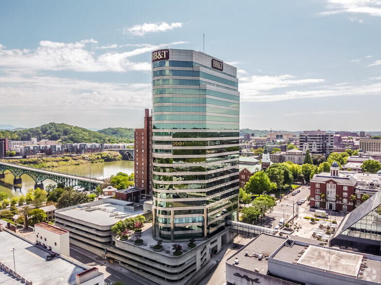 900 S Gay St, Knoxville, TN for sale - Primary Photo - Image 1 of 1