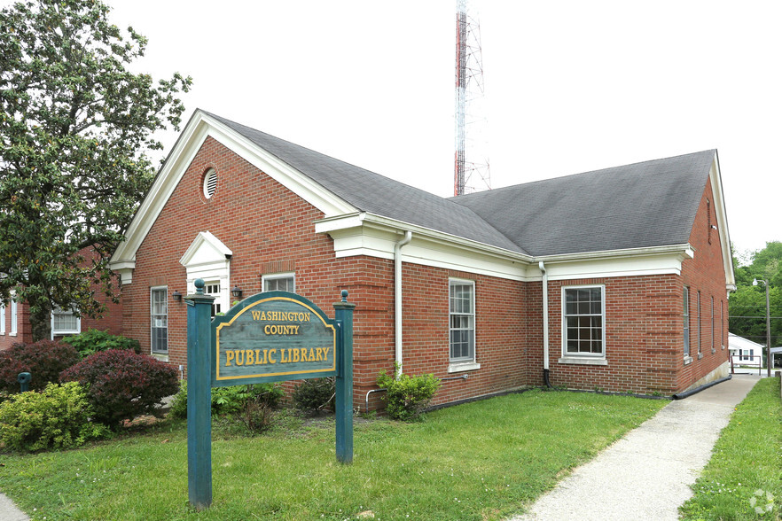 210 E Main St, Springfield, KY for sale - Primary Photo - Image 1 of 1