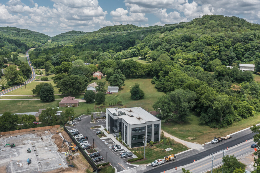 1537 Franklin Rd, Brentwood, TN for lease - Aerial - Image 2 of 4