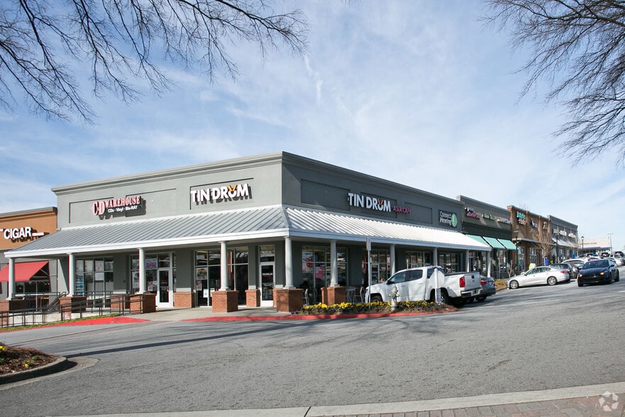 10800 Alpharetta Hwy, Roswell, GA for lease - Building Photo - Image 1 of 4