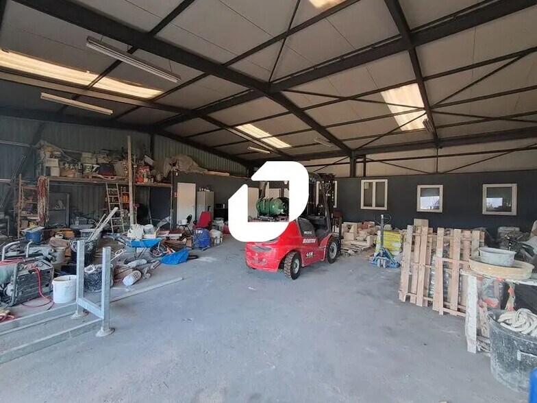 Office in Bordeaux for lease - Interior Photo - Image 3 of 10