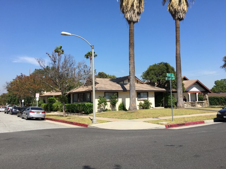 403 S Garfield Ave, Alhambra, CA 91801