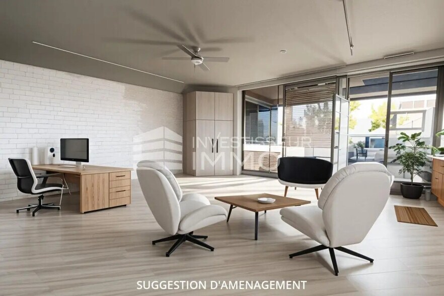 Retail in Ivry-sur-Seine for sale - Interior Photo - Image 1 of 3