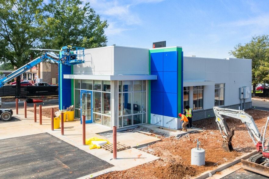 9030 J S Memorial Pky, Huntsville, AL for sale - Building Photo - Image 3 of 5