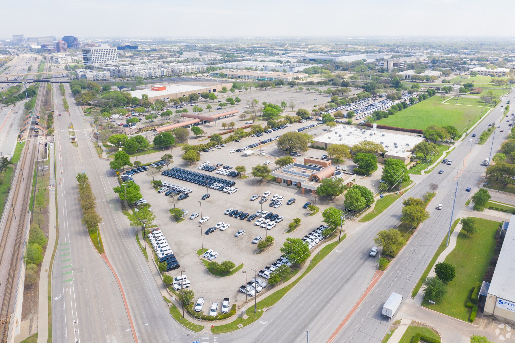 101 E Arapaho Rd, Richardson, TX for sale Primary Photo- Image 1 of 1