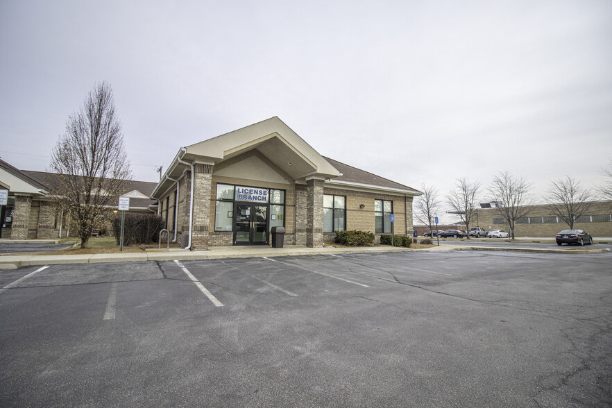 720 W Navajo St, West Lafayette, IN for lease - Primary Photo - Image 1 of 21