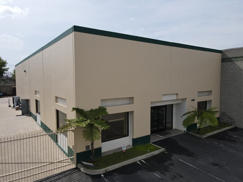 11930 Goldring Rd, Arcadia, CA for lease - Building Photo - Image 1 of 32