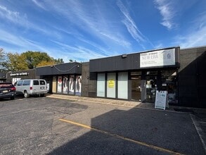 1601-1613 Portage St, Kalamazoo, MI for lease Building Photo- Image 2 of 6