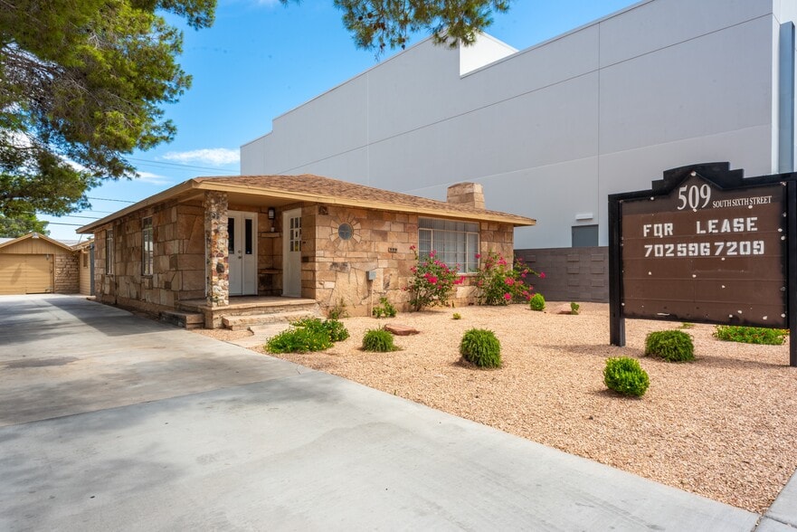 509 S 6th St, Las Vegas, NV for lease - Building Photo - Image 1 of 6