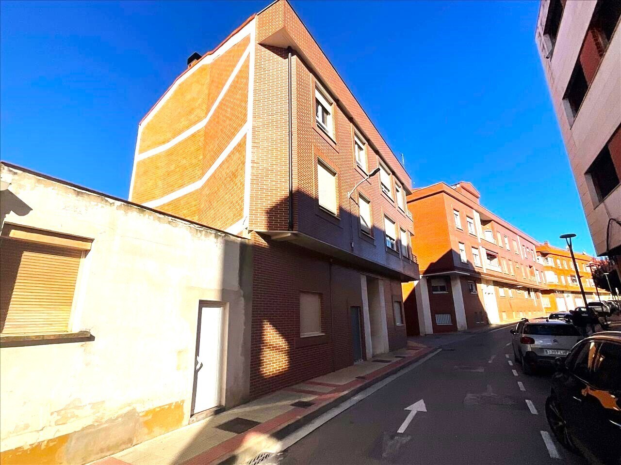 Calle Anastasio Mateo, Villamediana de Iregua, La Rioja for sale Building Photo- Image 1 of 15