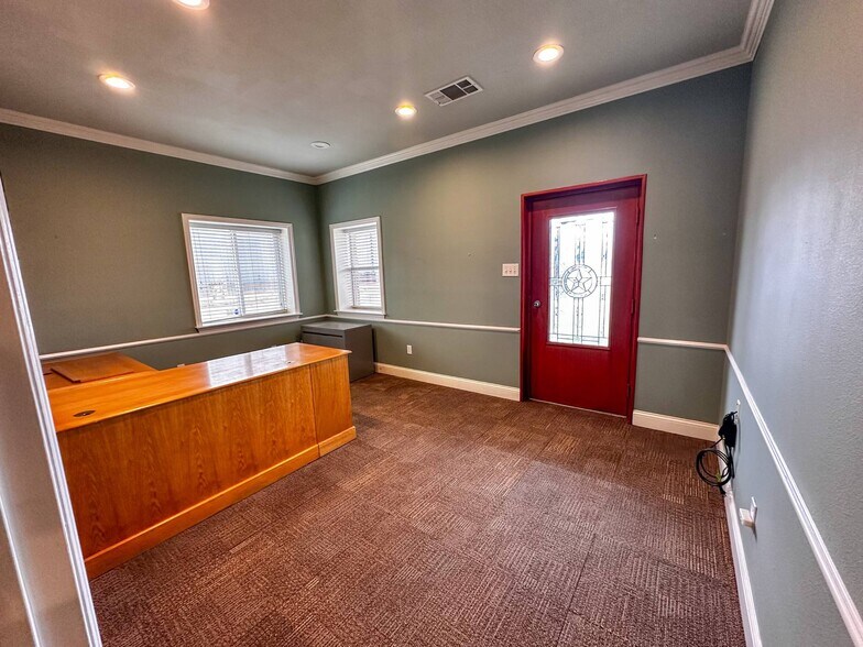 5677 TX-276, Royse City, TX for lease - Interior Photo - Image 3 of 9