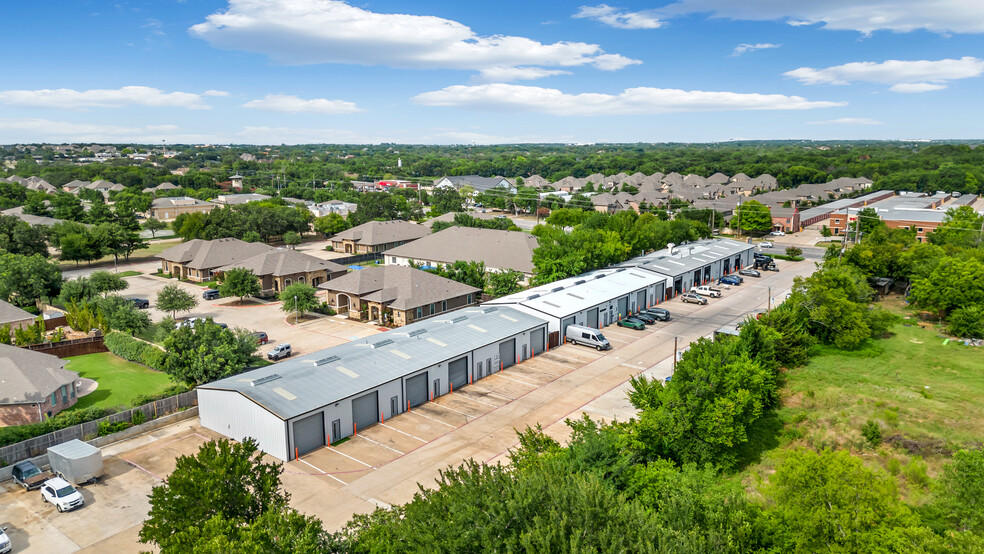 8801 Davis Blvd, Keller, TX for lease - Building Photo - Image 2 of 7