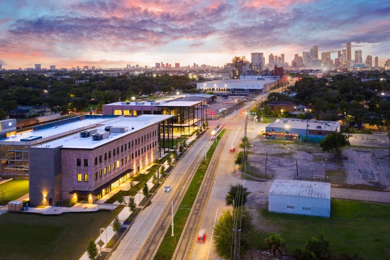 4400 Harrisburg Blvd, Houston, TX 77011 Office for Lease