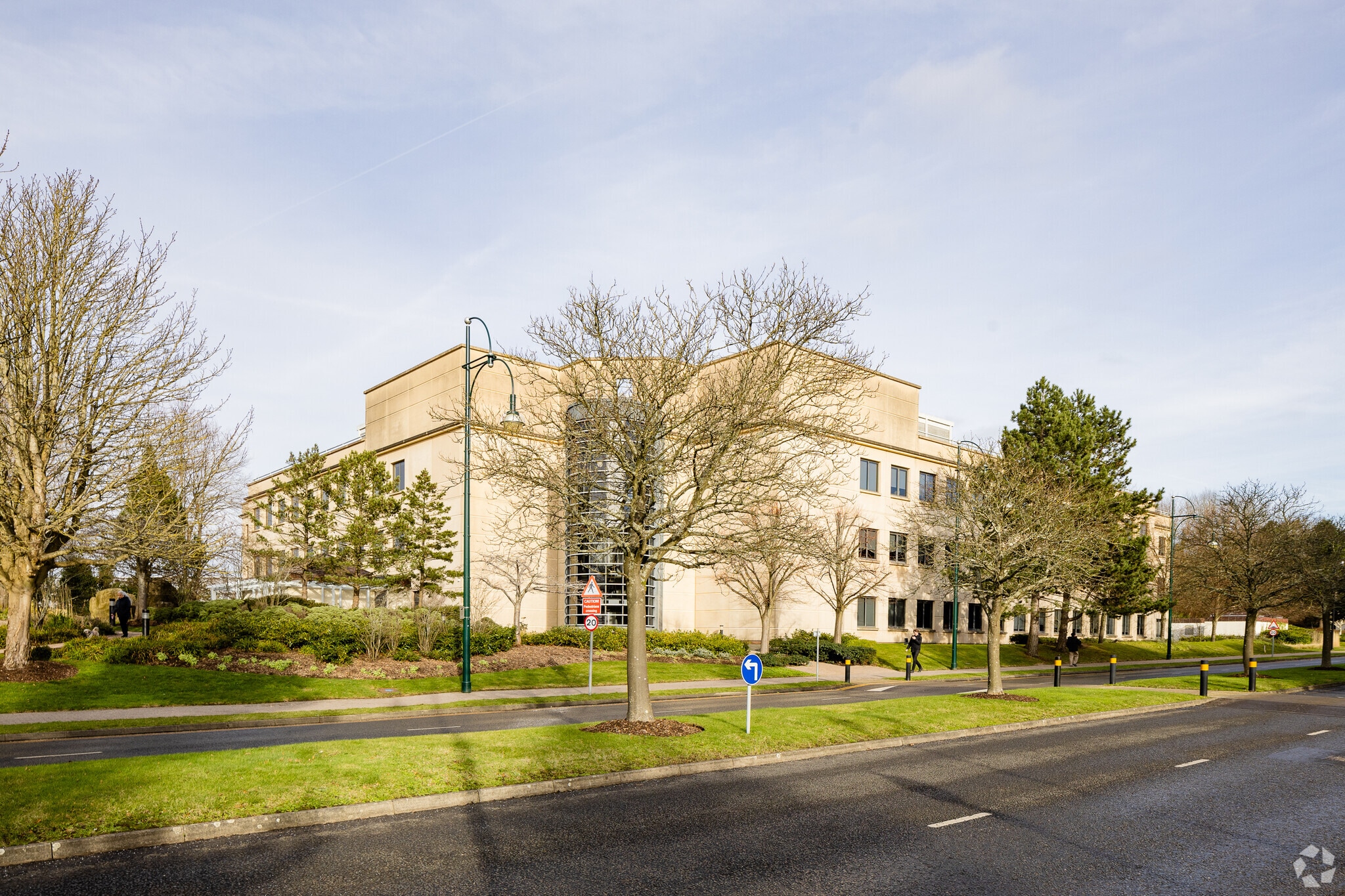 Farnborough Aerospace Centre, Farnborough for sale Primary Photo- Image 1 of 1