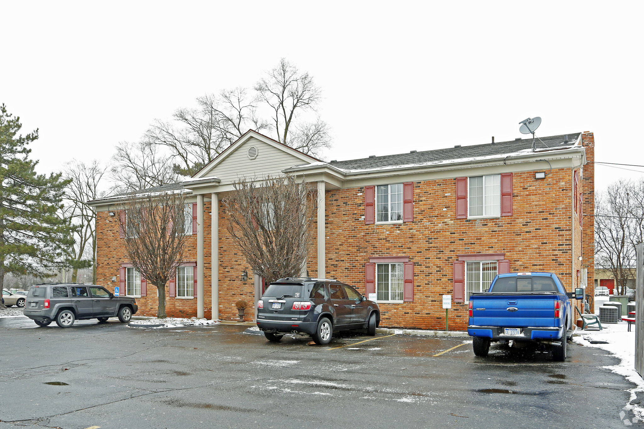 27908 Orchard Lake Rd, Farmington Hills, MI for sale Primary Photo- Image 1 of 1