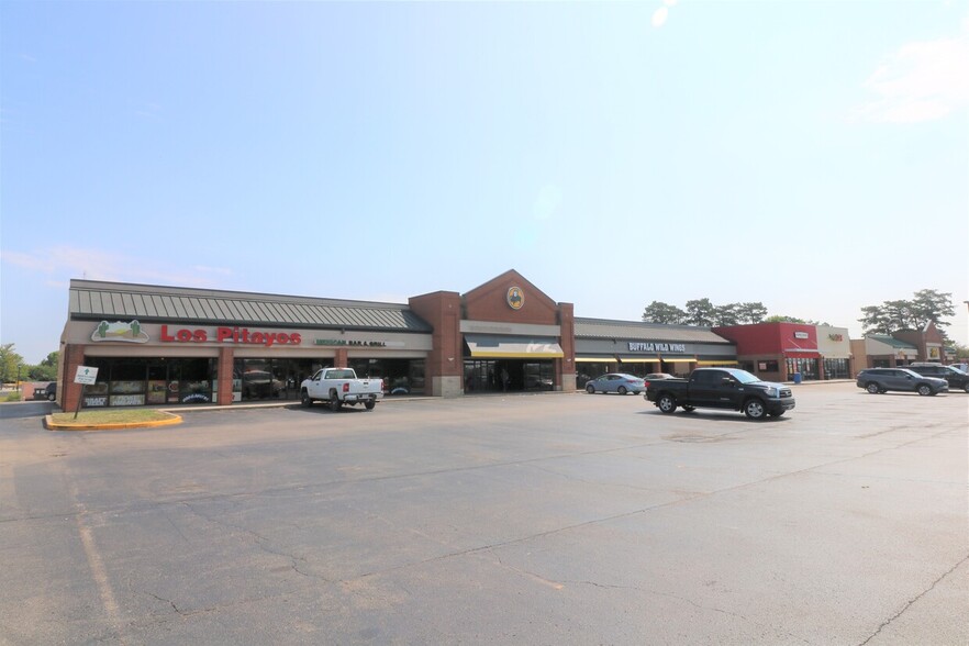 2313-2317 W Main St, Troy, OH for lease - Building Photo - Image 1 of 3