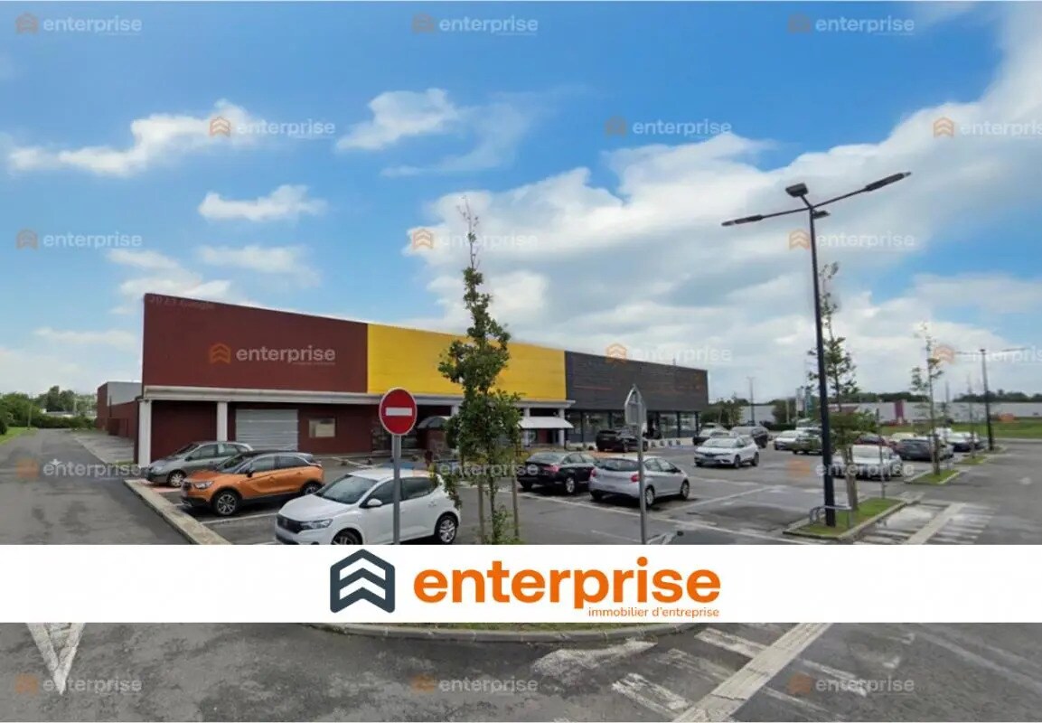 Retail in Hénin-Beaumont for lease Building Photo- Image 1 of 6