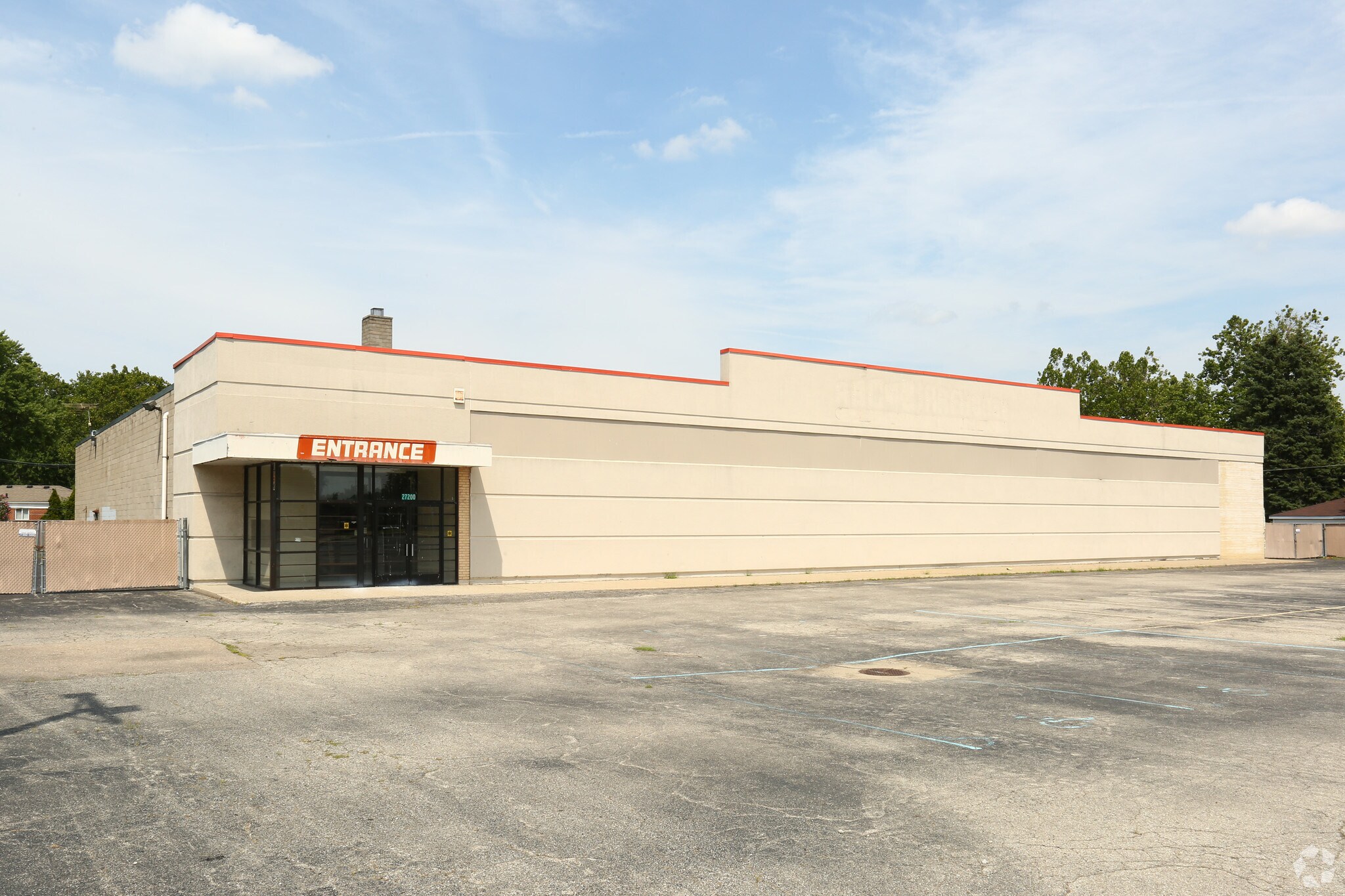 27200 Joy Rd, Redford, MI for sale Primary Photo- Image 1 of 1