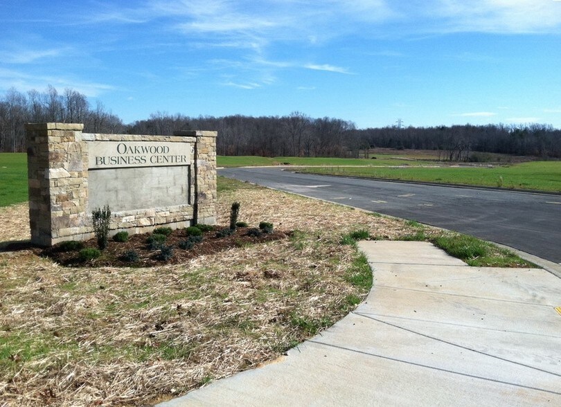 3 Enterprise Ln, Mebane, NC 27302