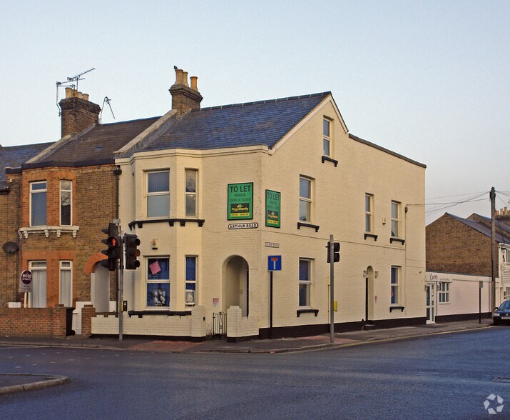 89 Arthur Rd, Windsor, SL4 1RU