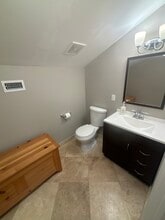1680-1684 Metropolitan Cir, Tallahassee, FL for lease Interior Photo- Image 1 of 7