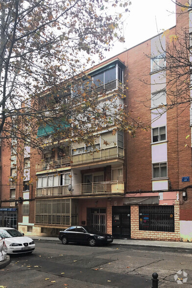 Calle Lugo, 3, Móstoles, Madrid for sale - Building Photo - Image 2 of 2