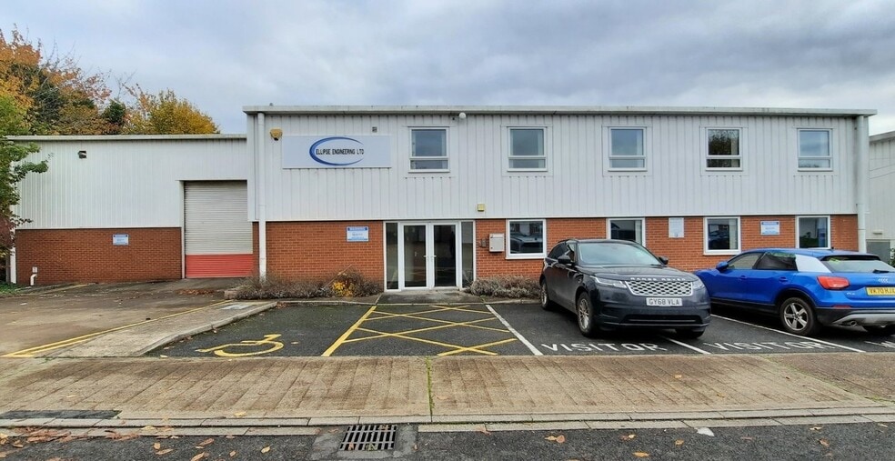 Northbrook Close, Worcester for sale - Primary Photo - Image 1 of 1