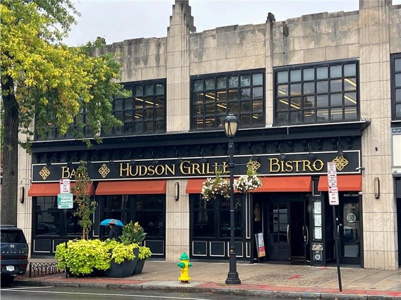 165 Mamaroneck Ave, White Plains, NY for lease - Building Photo - Image 1 of 2