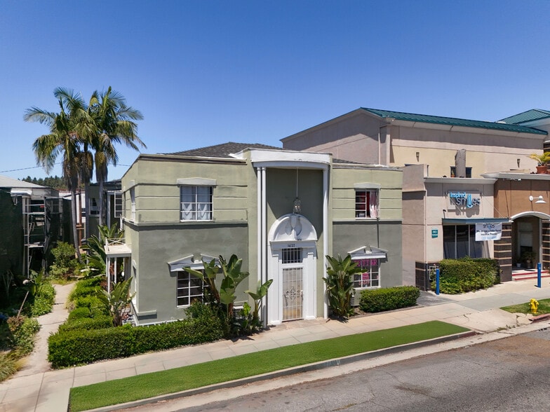 1623-1627 Hillhurst Ave, Los Angeles, CA for sale - Building Photo - Image 1 of 12