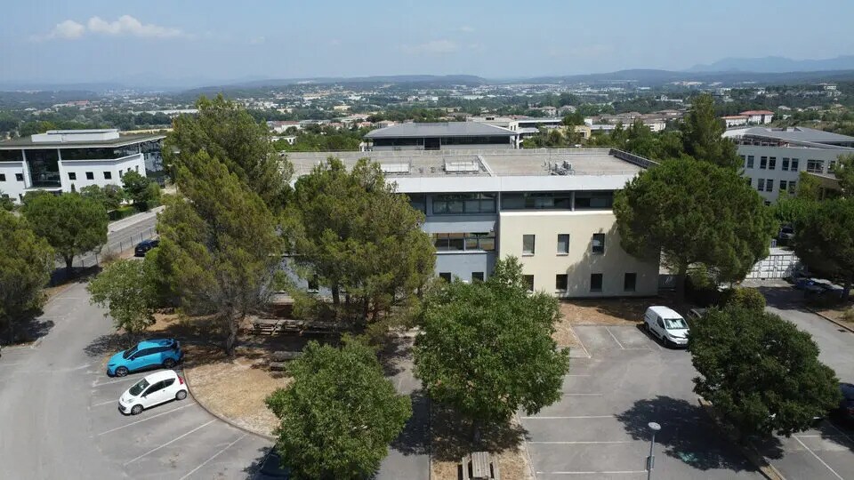 Office in Aix-en-Provence for lease - Building Photo - Image 1 of 21