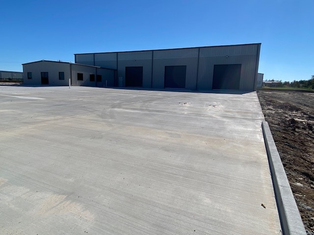 26 Calibration Ct, College Station, TX for lease - Building Photo - Image 2 of 9