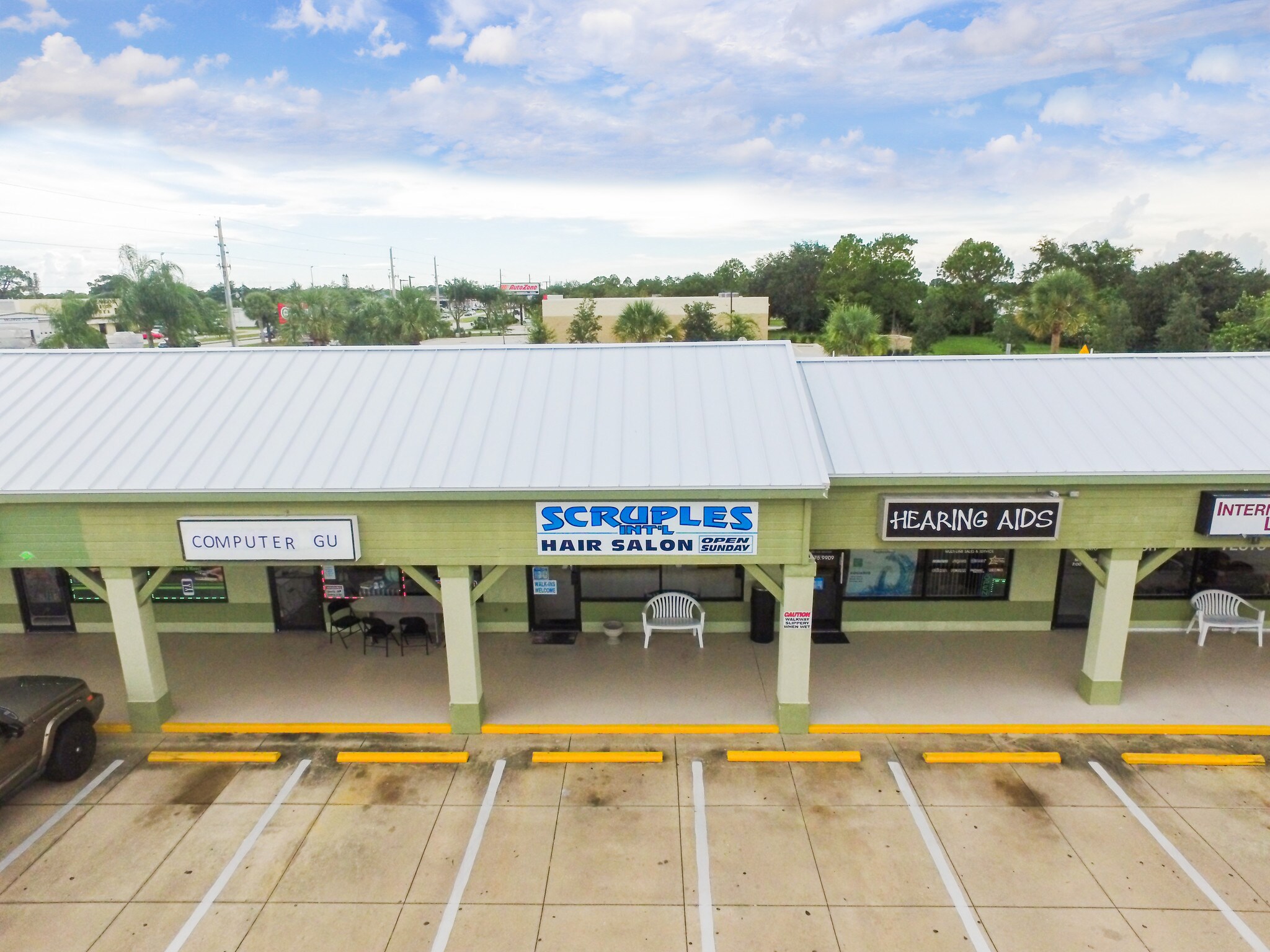 2828 S McCall Rd, Englewood, FL 34224 Tiffany Square