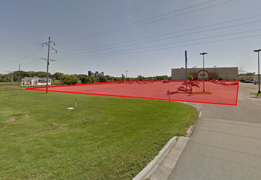 1619 W Main St, Albert Lea, MN for sale - Building Photo - Image 3 of 3