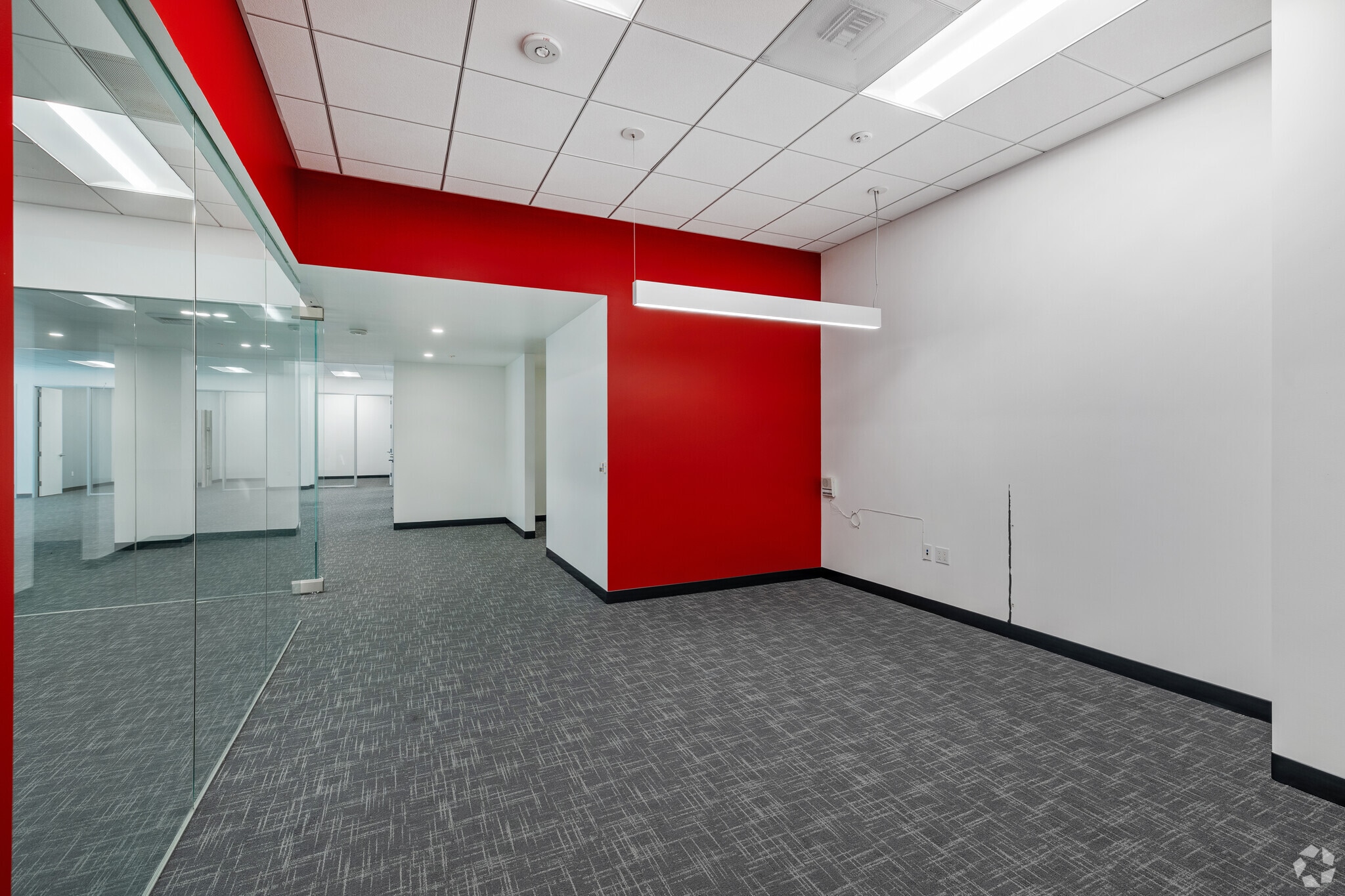 1640 S Sepulveda Blvd, Los Angeles, CA for lease Interior Photo- Image 1 of 7