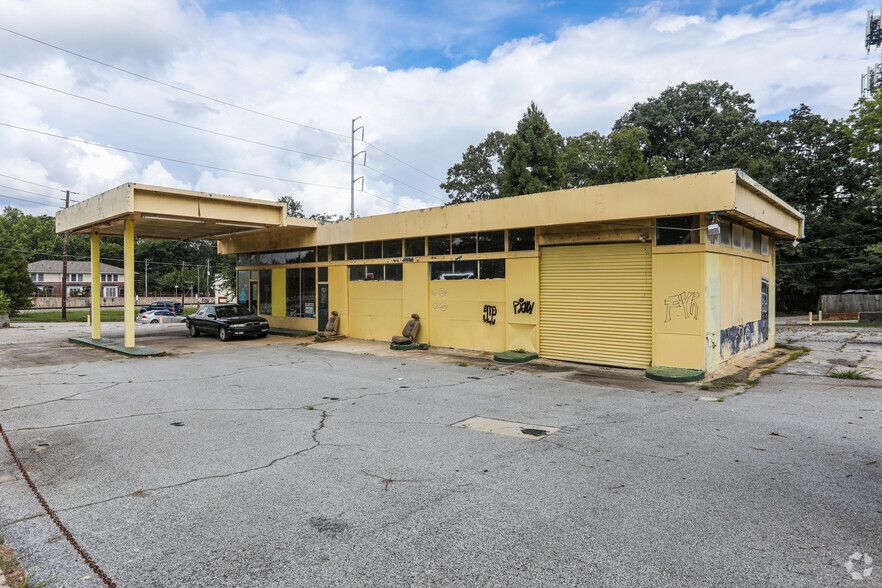 100 E Lake Dr, Decatur, GA for sale - Primary Photo - Image 1 of 1