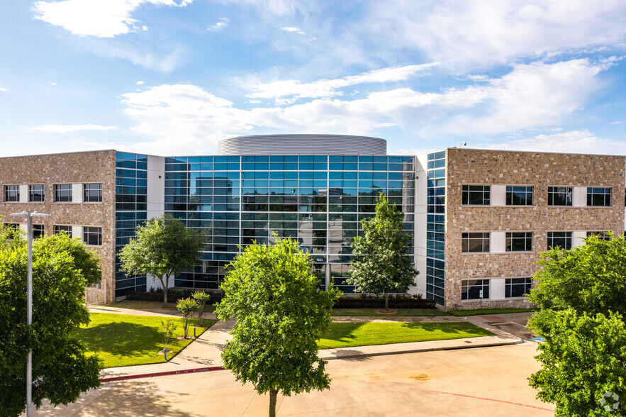 1401 Nolan Ryan Expy, Arlington, TX for lease - Building Photo - Image 1 of 15