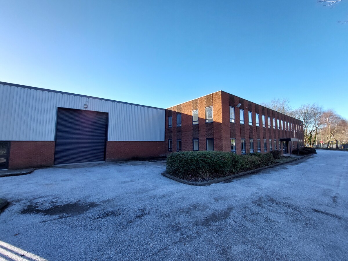 Dudley Rd, Kingswinford, DY6 8XF - Industrial for Lease | LoopNet